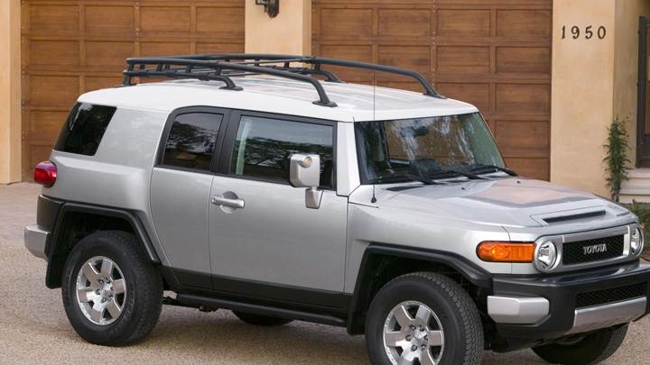 2008 Toyota FJ Cruiser In Silver Side Pose OutSide The House